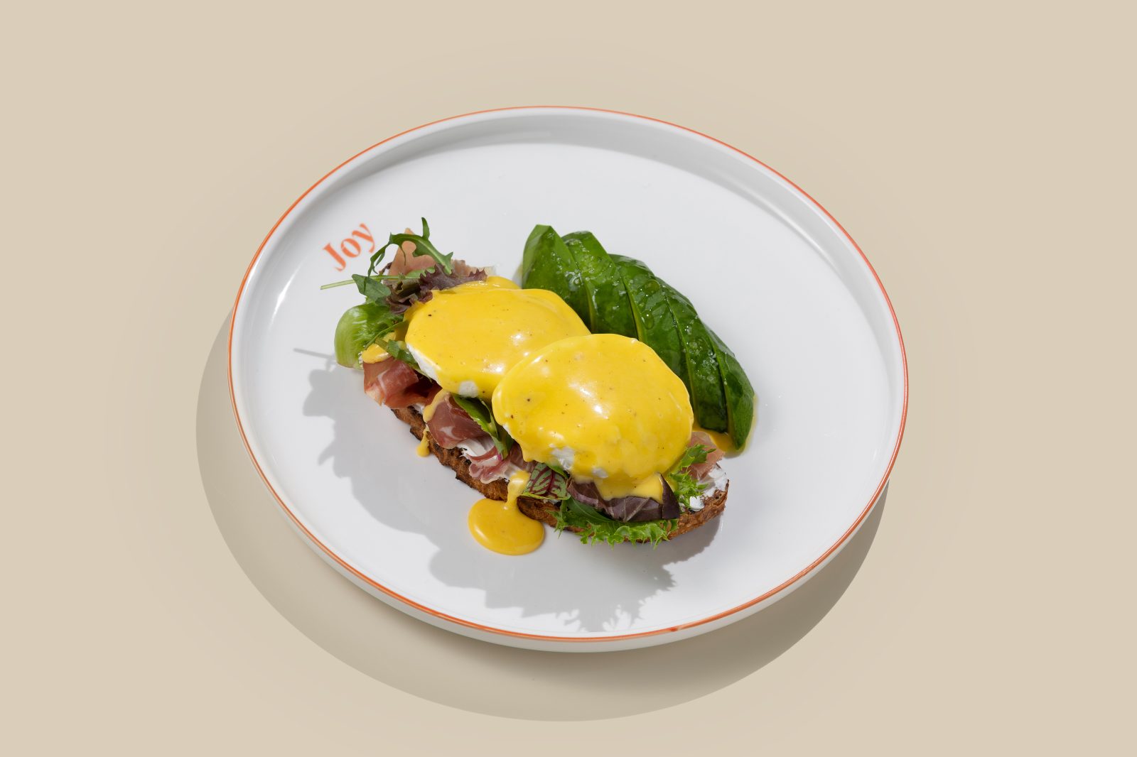 Eggs Benedict with Prosciutto